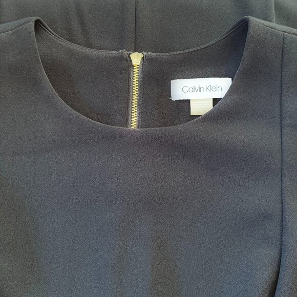 CK Black Crepe Short Sleeve Dress - Picture 4 of 4